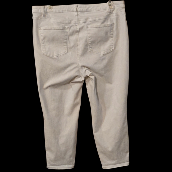 Talbots Women's 18 Eggshell White High Waist Jegging Crop 5 Pockets Modern Chic - Picture 3 of 16